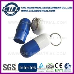 Capsule Shape Customized Logo Plastic Pill Box with Keychain